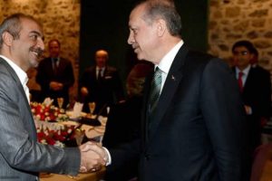 Yılmaz Erdoğan ilk toplantıyı ka&ccedil;ırıyor