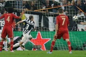 Bayern Juventus'u rahat ge&ccedil;ti
