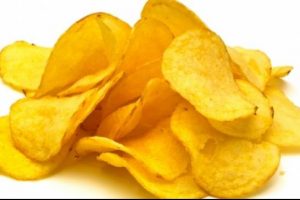 Cips yemiyoruz yağ i&ccedil;iyoruz