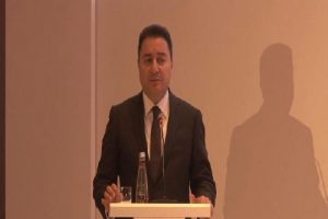 Bakandan itiraf gibi a&ccedil;ıklama