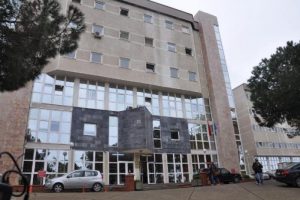 KT&Uuml;'DE yanlışlıkla cevapları işaretli sınav kağıdı dağıtıldı