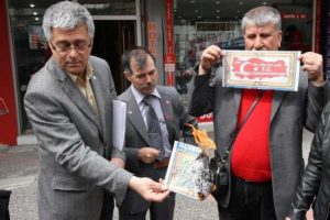 T.C. yazısını kaldıran Balıkesir Valiliği'ne tepki