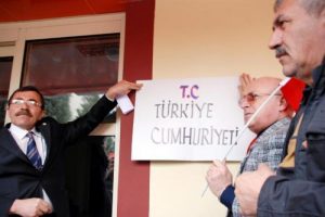 Isparta CHP'den 'T.C.' ibaresi tepkisi