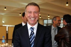 "Trabzonspor kongre kararından vazge&ccedil;meli"