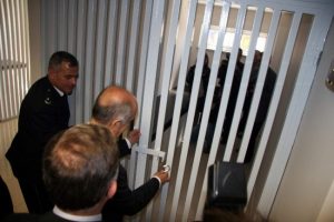 Harput gazetecileri nezarethaneye kilitledi
