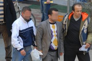 &Ccedil;alıntı ara&ccedil;lara hurda ara&ccedil;ların motorunu takıp satıyorlar