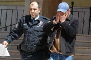 13 yaşındaki &ccedil;ocuğa taciz iddiasına tutuklama