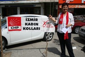 İzmir esnafından CHP'li kadınlara tepki