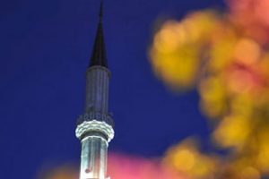 İsve&ccedil;'te minareden ezan okunacak