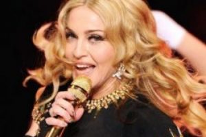 Malavi Devlet Başkanı Madonna'ya &ccedil;attı