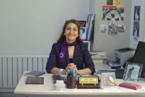 &Ccedil;anakkale Şehitlerine hakaretten, &uuml;niversiteden atıldı
