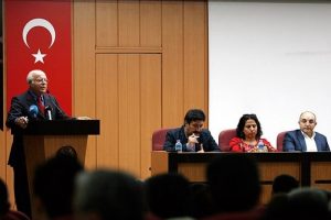 "Akil İnsanlar" halkla bir araya geldi