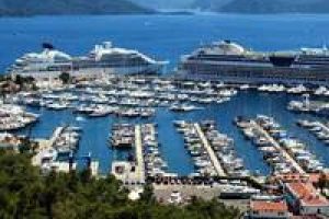 Kruvaziyer turizmine ilgi &ccedil;ok, limanlar yetersiz