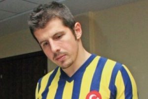 F.Bah&ccedil;e kaptanından yarı final yorumu
