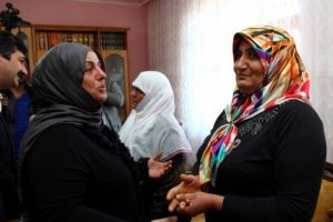 Akil insanlar heyetinden şehit ailelerine ziyaret