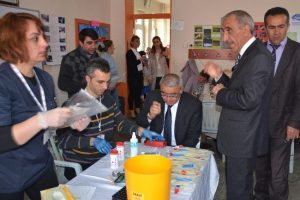 &Ouml;ğrencilerinden &ouml;rnek davranış