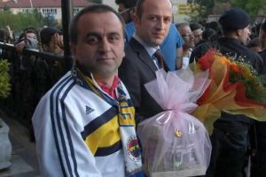 Terim'den Fenerbah&ccedil;eli taraftara şaşırtan tepki