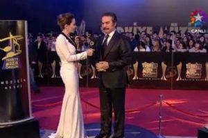 Kırmızı halıda &uuml;nl&uuml;ler ge&ccedil;idi!