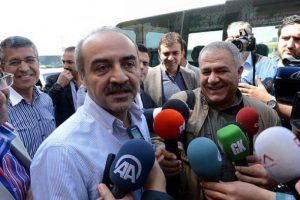Kişisel polemikler s&uuml;recin &ouml;n&uuml;ne ge&ccedil;mesin