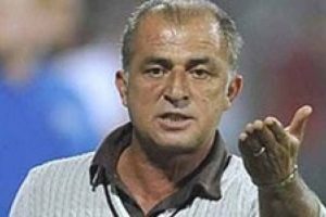 Terim y&ouml;netime karşı &ccedil;ıktı!