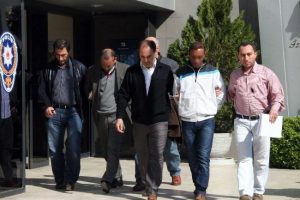 Dolandırıcılara inandı polise inanmadı