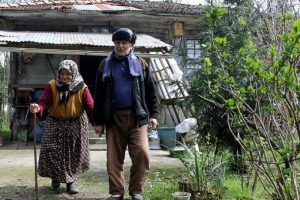 Bu &ccedil;ift doğaya aşık