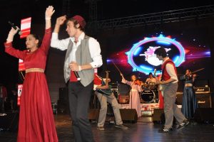 Bursa'da m&uuml;zik dolu gece