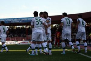 Bursaspor'da 500.galibiyet sevinci
