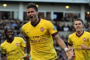 Arsenal 5 dakikada hayata d&ouml;nd&uuml; !