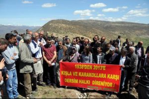 'Tarihi alana karakol' protestosu