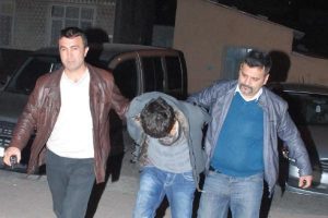 Yaşı 16, sabıka kaydı 28