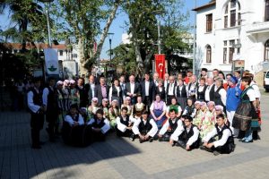 Fetih coşkusuna kardeş desteği
