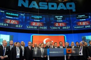 Babacan Nasdaq'ta kapanış zilini &ccedil;aldı