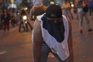 Venezuela'da se&ccedil;im sonrası gerginlik