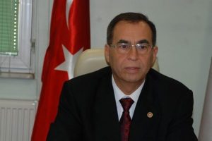 Kemal Demirel'den Başbakan'a dilek&ccedil;e