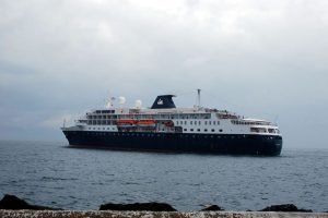 Yılın ilk turist gemisi Mudanya'ya geldi