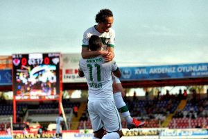 Bursaspor ikinci yarıda 22 puan topladı