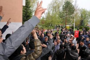 Cumhuriyet &Uuml;niversitesi karıştı