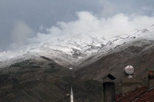 Nisan ortasında kar yağdı