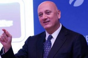 Turkcell'in ilk &ccedil;eyrek karı 566.9 milyon TL