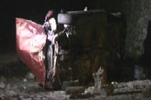&Ccedil;aldığı otomobille şarampole yuvarlandı