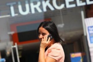 Turkcell i&ccedil;in 'endeks &uuml;zeri getiri' tavsiyesini korudu