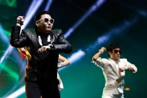PSY'nin klibine yasak