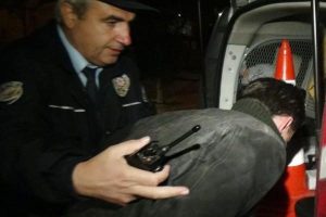 Sigara hırsızlarına su&ccedil;&uuml;st&uuml;