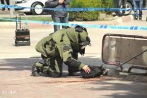 İstanbul'daki GATA'nın &ouml;n&uuml;nde ş&uuml;pheli &ccedil;anta paniği