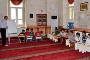 Ka&ccedil;ak kurslara hapis cezası kaldırıldı