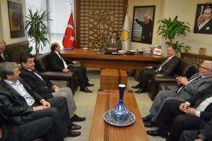 Bal-G&ouml;&ccedil;'ten AK Parti'ye ziyaret