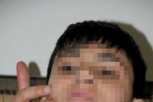 &Ouml;ğretmeni hastanelik etti