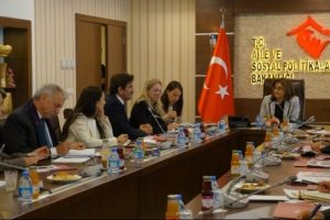 9 bin &ccedil;ocuk yuvasına d&ouml;nd&uuml;