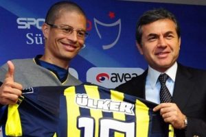 Kocaman, Alex'e komşu oluyor!